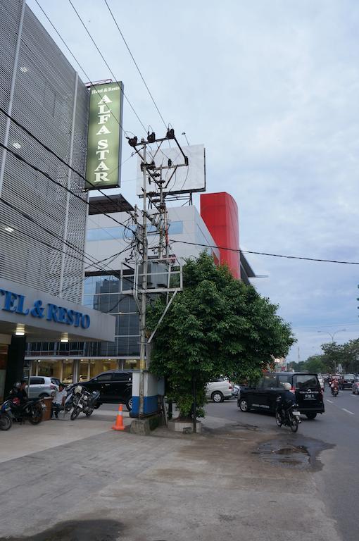 Alfa Star Hotel & Resto Palembang Exteriér fotografie