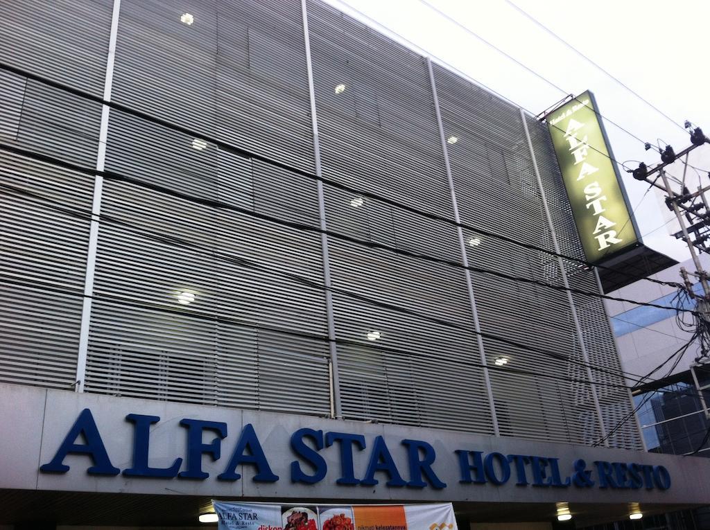 Alfa Star Hotel & Resto Palembang Exteriér fotografie